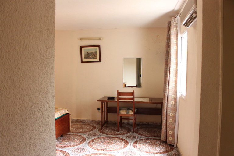 Others 5, Hotel Meumi Palace, Mfoundi