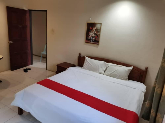 Bedroom 2, GW Furama Apartment, Kuching