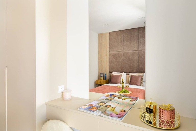 Others 3, Lumina glamour 3 bedroom apartment, Łódź