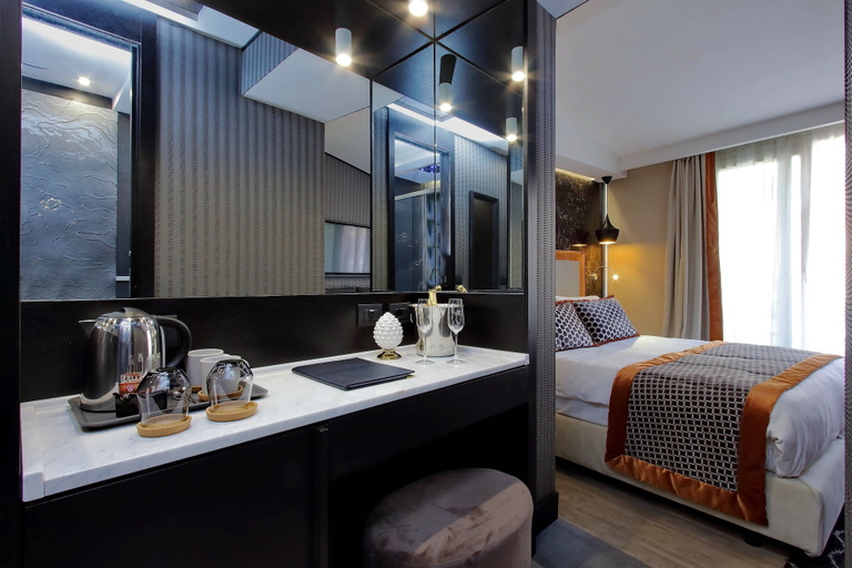 Bedroom 4, HELMIRAGE PIAZZA DI SPAGNA SUITE, Roma