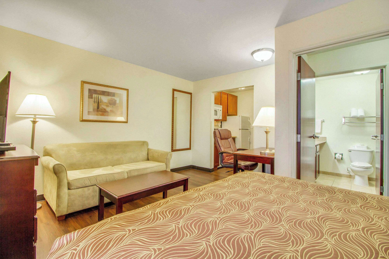 Bedroom 4, MainStay Suites Texas Medical Center/Reliant Park, Houston