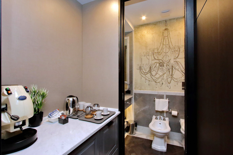 Bathroom 5, HELMIRAGE PIAZZA DI SPAGNA SUITE, Roma
