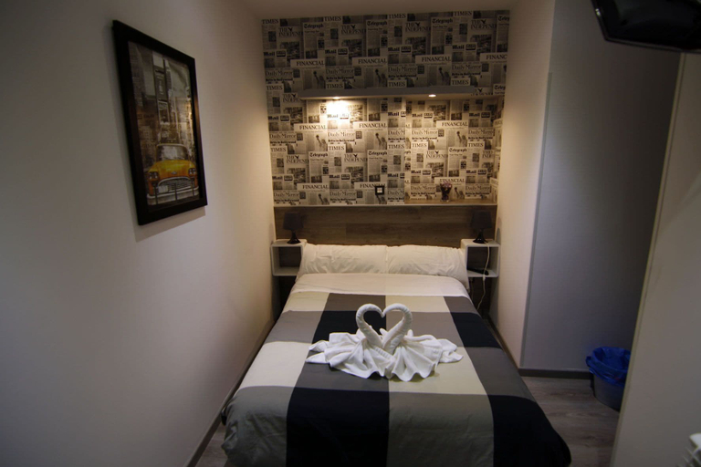 Bedroom 4, Hostal MH Fuencarral, Madrid