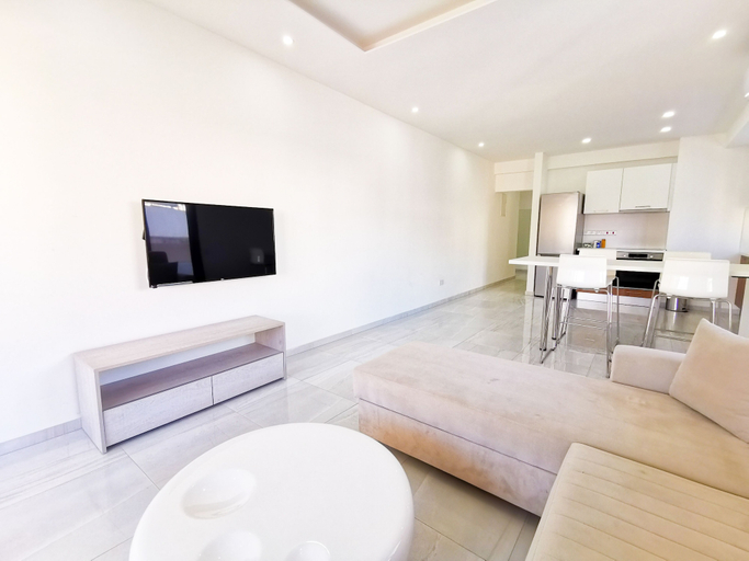 Others 5, Vasilo Court Seaview City Apartment, Larnaca