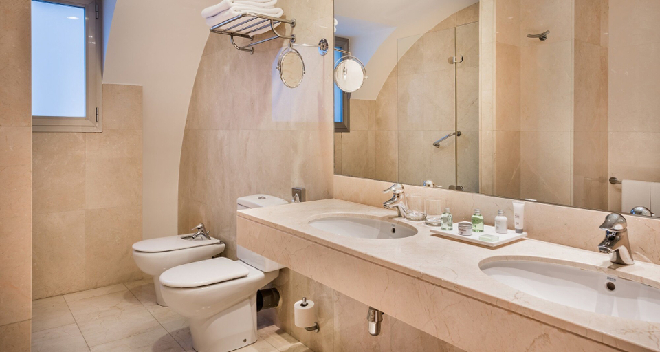 Bathroom 4, NH Zamora Palacio del Duero, Zamora