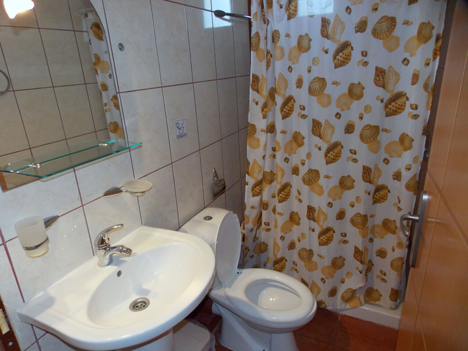 Bathroom 5, Nikos Apartments, Central Macedonia