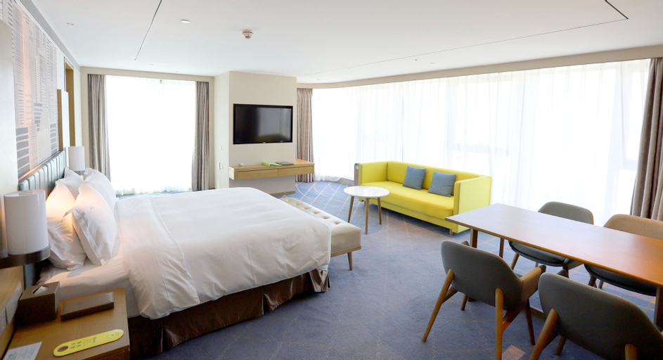 Bedroom 4, Holiday Inn & Suites LANZHOU CENTER, Lanzhou