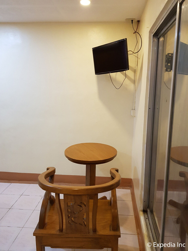 Others 5, VCG Hotel, San Leonardo