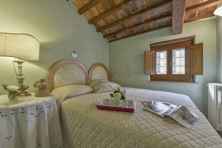 Bedroom 3, Villa Casalguidi, Pistoia
