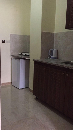 Others 5, Ikhwa studio apartments -Female guests only-, Salt