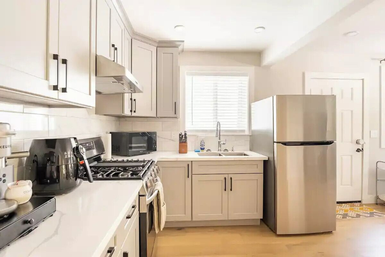 Others 5, 67 Alta Vista Way, San Mateo