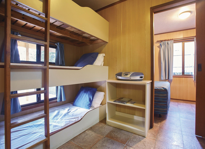 Bedroom 3, Depot Beach Cabins, Shoalhaven - Pt B