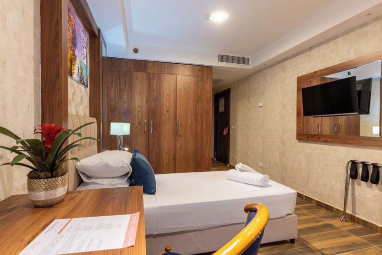Room 5, Ain Benian, Ain Benian