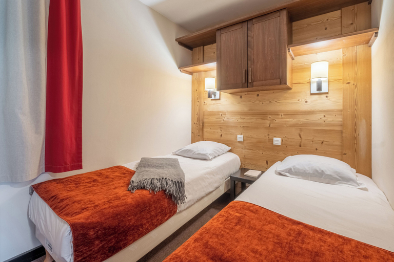 Bedroom 2, Pierre & Vacances Residence Le Quartz, Savoie