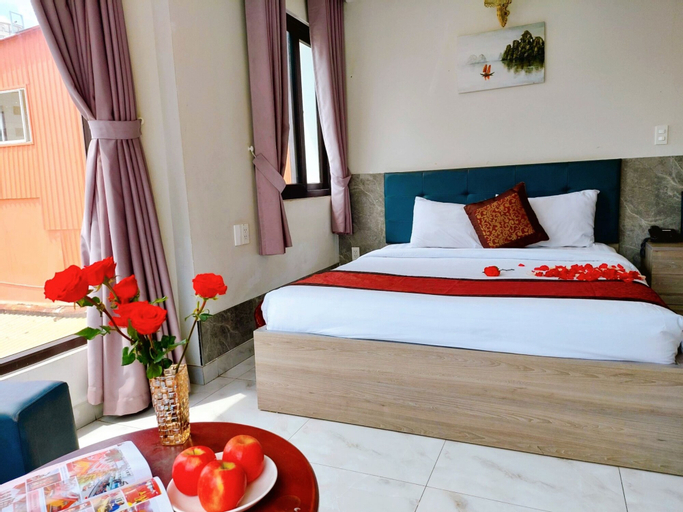Bedroom 12