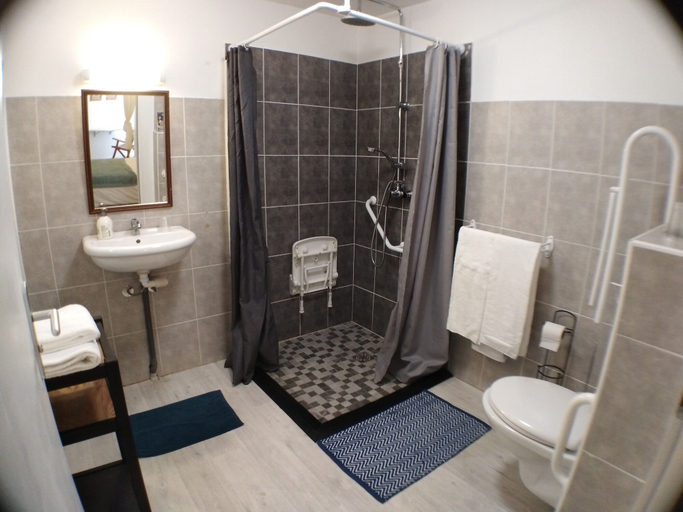 Bathroom 5, Le Vent des Globes, Vendée