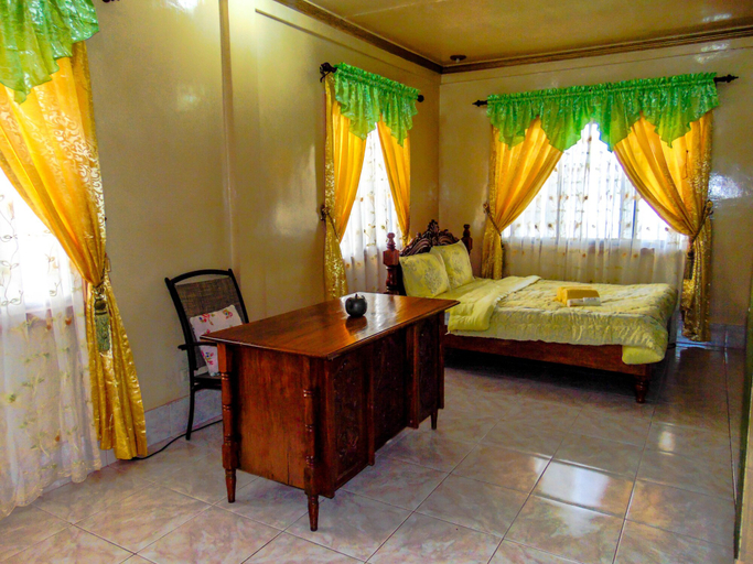 Bedroom 3, Pangulatan Beach Resort - Dormitory, Taytay