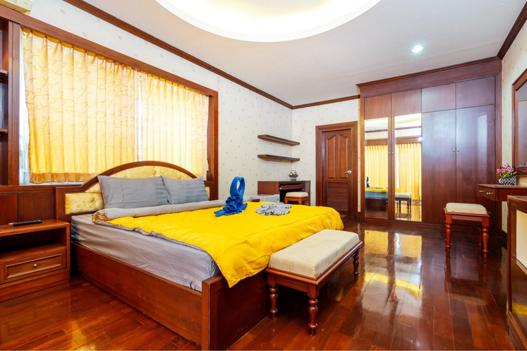 Bedroom 3, Angel 6BR Pool Villa Phuket + Free Airport Pickup, Pulau Phuket