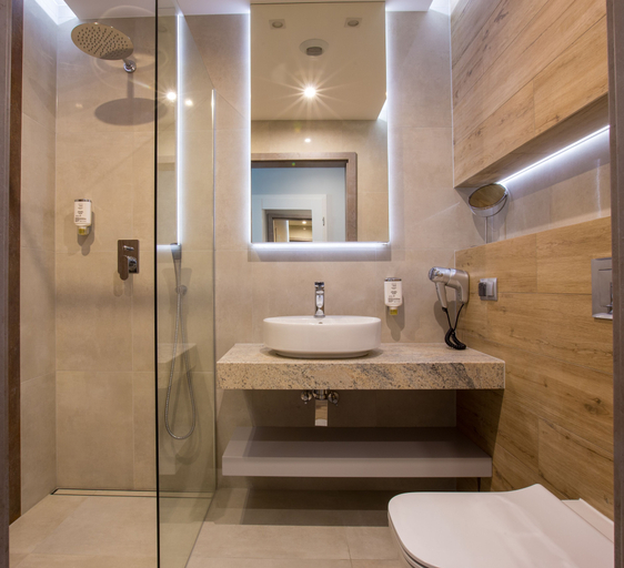 Bathroom 3, Rajska 3 by Fragola Apartments, Kraków City