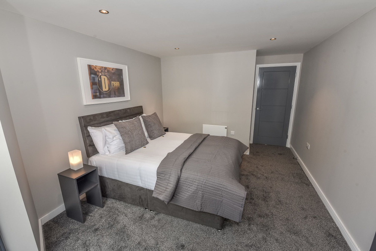 Bedroom 3, Dream Apartments St Thomas Hall, Belfast