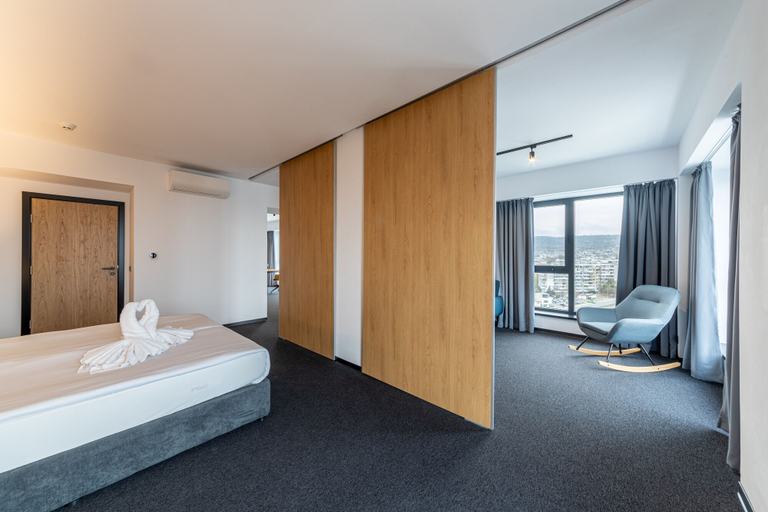 Bedroom 4, Campus 90, Varna
