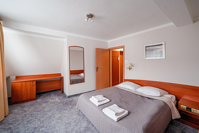 Bedroom 3, Pensjonat Biały Potok - POLSKIE TATRY S.A., Tatra