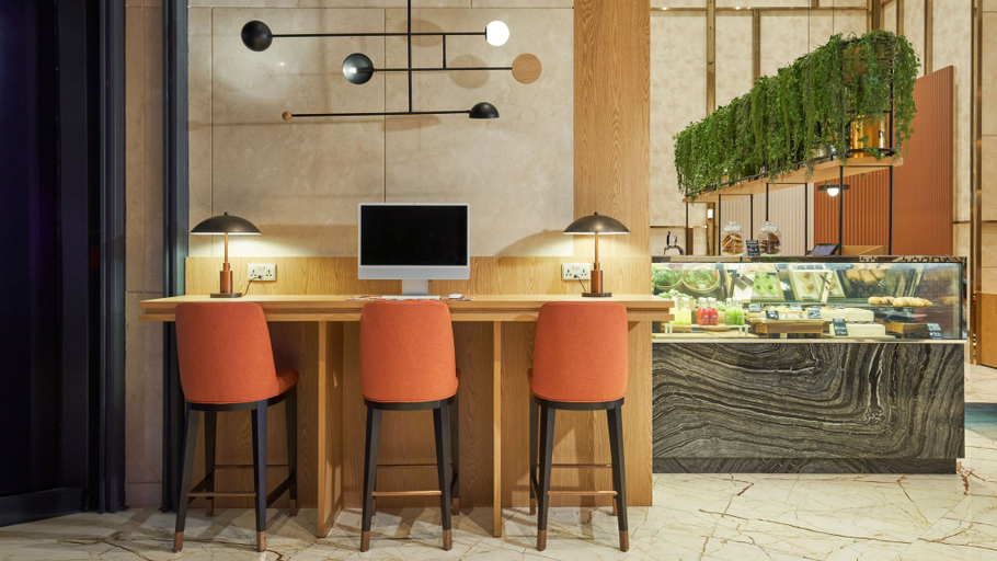 Food & Drinks 5, Holiday Inn SINGAPORE LITTLE INDIA by IHG, Singapore