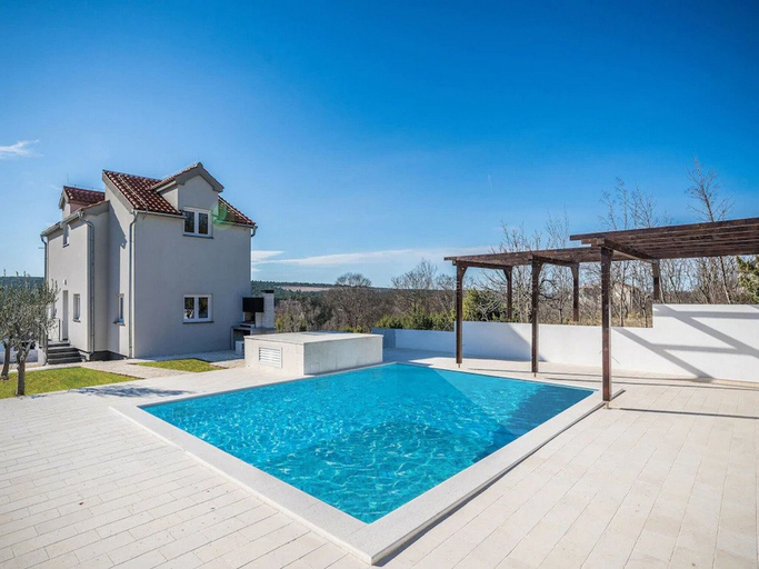 Sport & Beauty 3, Villa Camellia, Obrovac