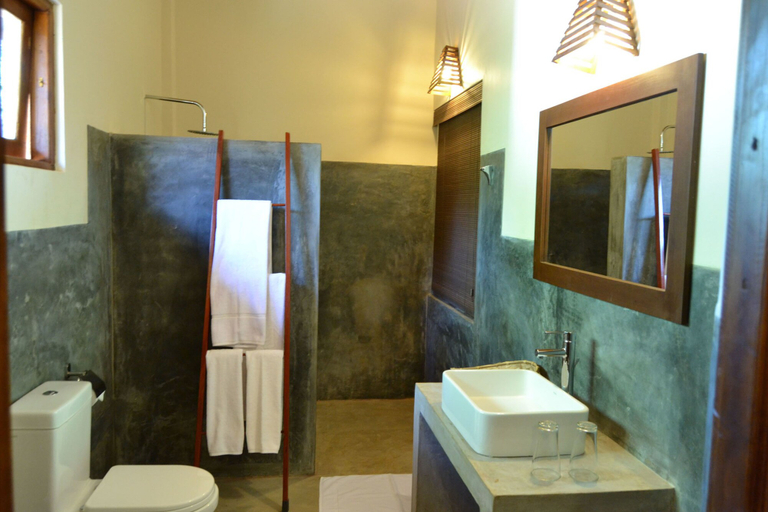 Bathroom 3, Kuwera Eco Lodge, Dambulla