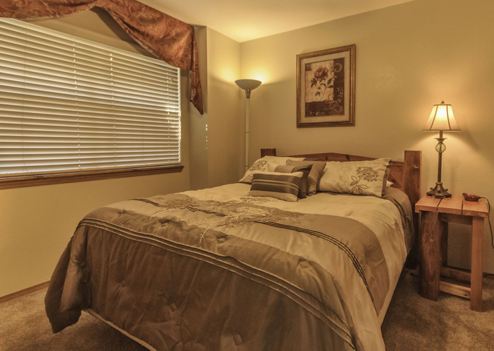 Bedroom 5, Branson Condo Resorts Silver Dollar City, Stone