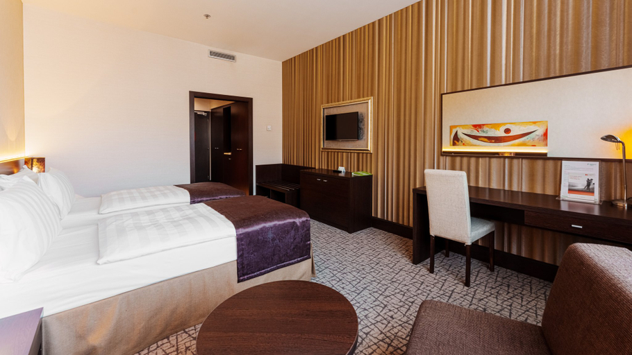 Bedroom 4, Holiday Inn ZILINA by IHG, Žilina