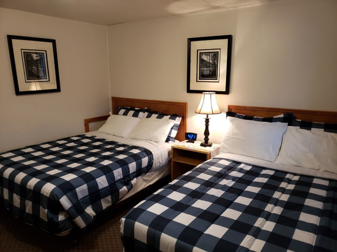 Bedroom 4, Scoodic Motel, Charlotte