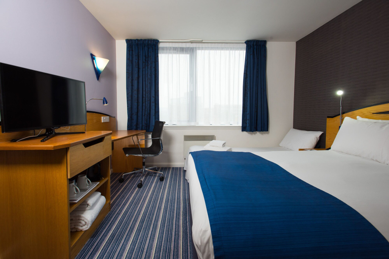 Bedroom 4, Holiday Inn Express BRISTOL CITY CENTRE by IHG, Bristol