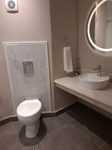 Bathroom 4, Premier Express Inn George, Eden