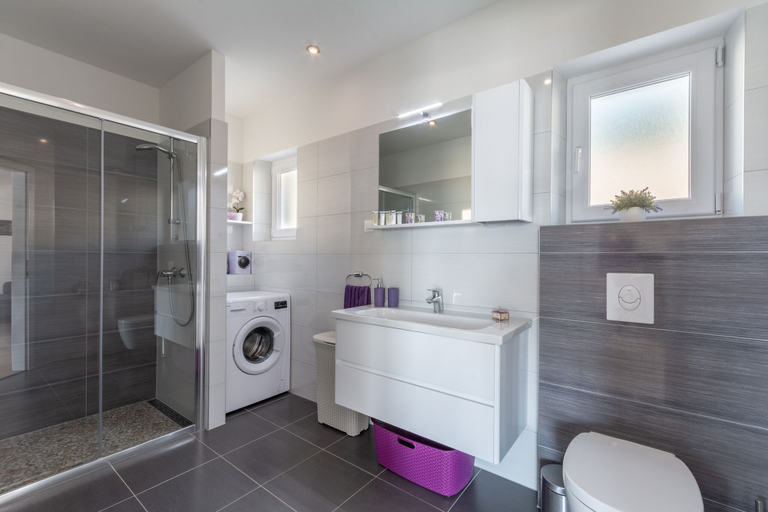 Bathroom 4, Villa Blue Sky, Bol