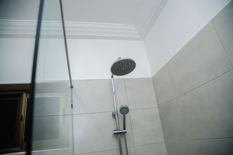 Bathroom 3, Kasa Nautica Homes & Comfort, Accra
