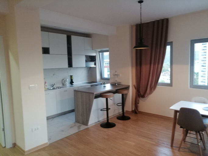 Others 4, Superior Apartments Center Sea View