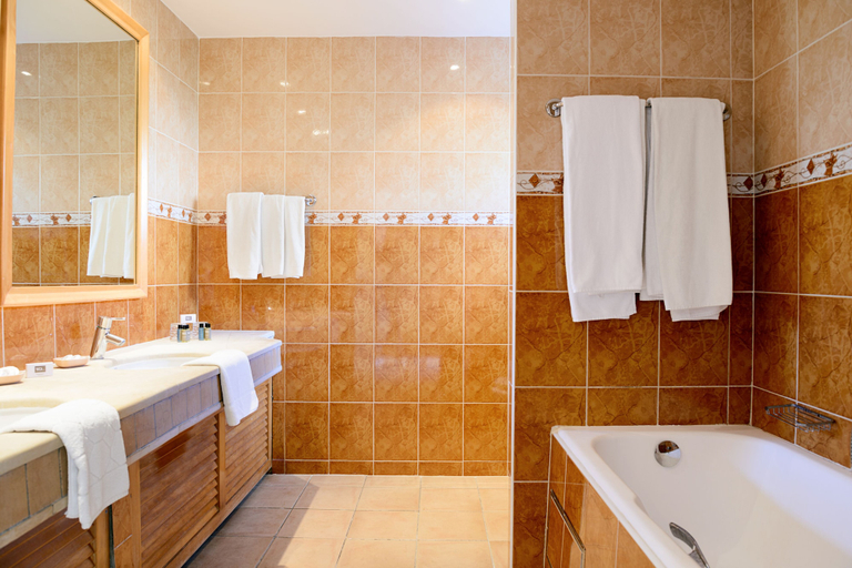 Bathroom 4, CALIMERA Delfino Beach Resort & Spa - All inclusive, Hammamet
