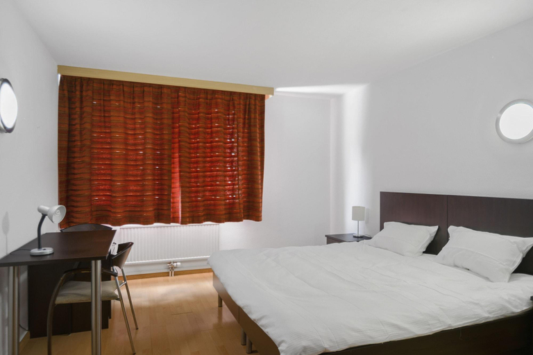 Bedroom 3, Neuchatel City Hotel, Neuchâtel
