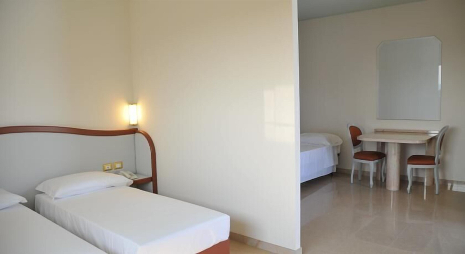 Others 5, Hotel Verdi, Vicenza