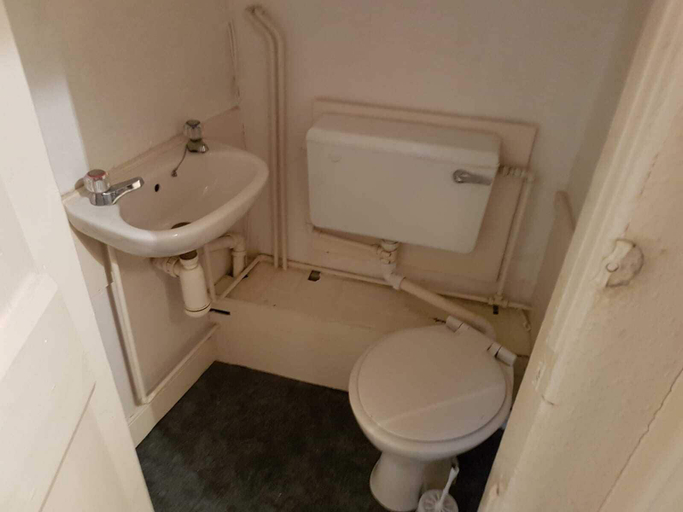 Bathroom 3, The Railway Inn, Devon