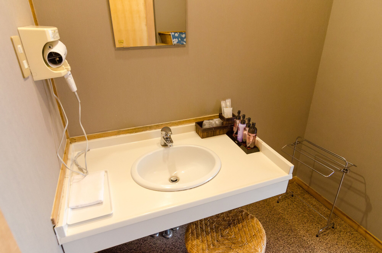 Bathroom 3