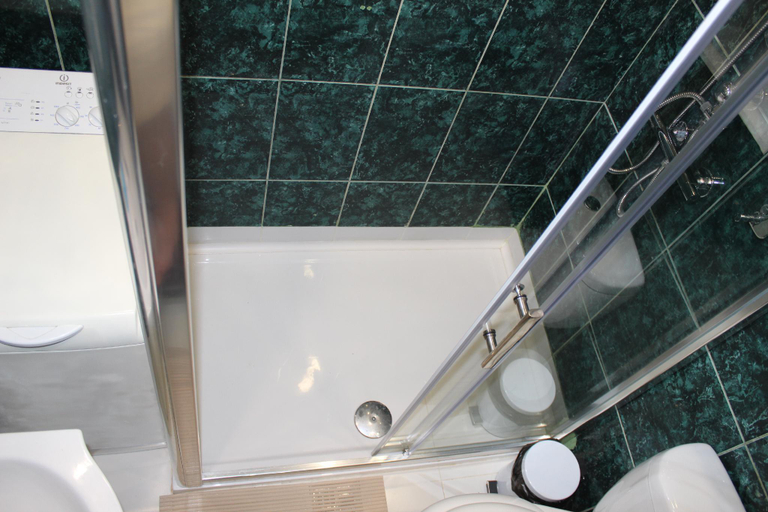 Bathroom 3, Luxury City Center - Bucharest Railways Station, Municipiul Bucuresti