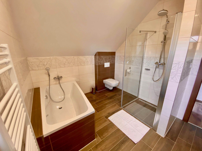 Bathroom 3, Villa Jarka, Poprad