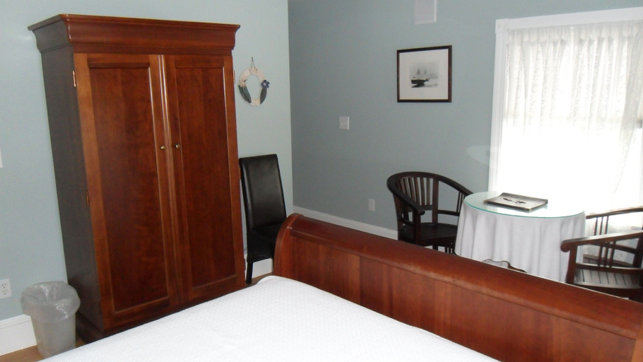 Bedroom 3, Windsome Bed & Breakfast, Newport
