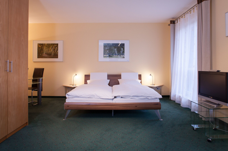 Bedroom 2, Hotel zum Deutschen Eck, Rhein-Kreis Neuss