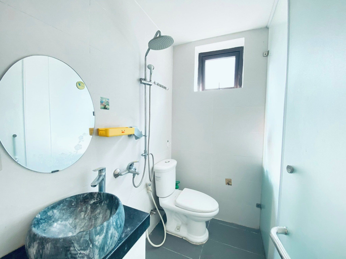 Bathroom 4, Muong Thanh Apartment, Da Nang