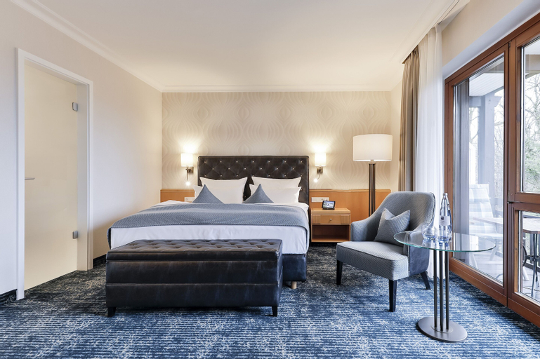 Bedroom 2, Dorint Venusberg Bonn, Bonn