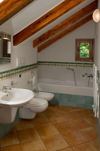 Bathroom 4, Farfalle E Gabbiani, Salerno