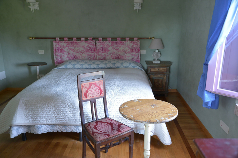 Bedroom 4, Casa Fontanino, Lucca